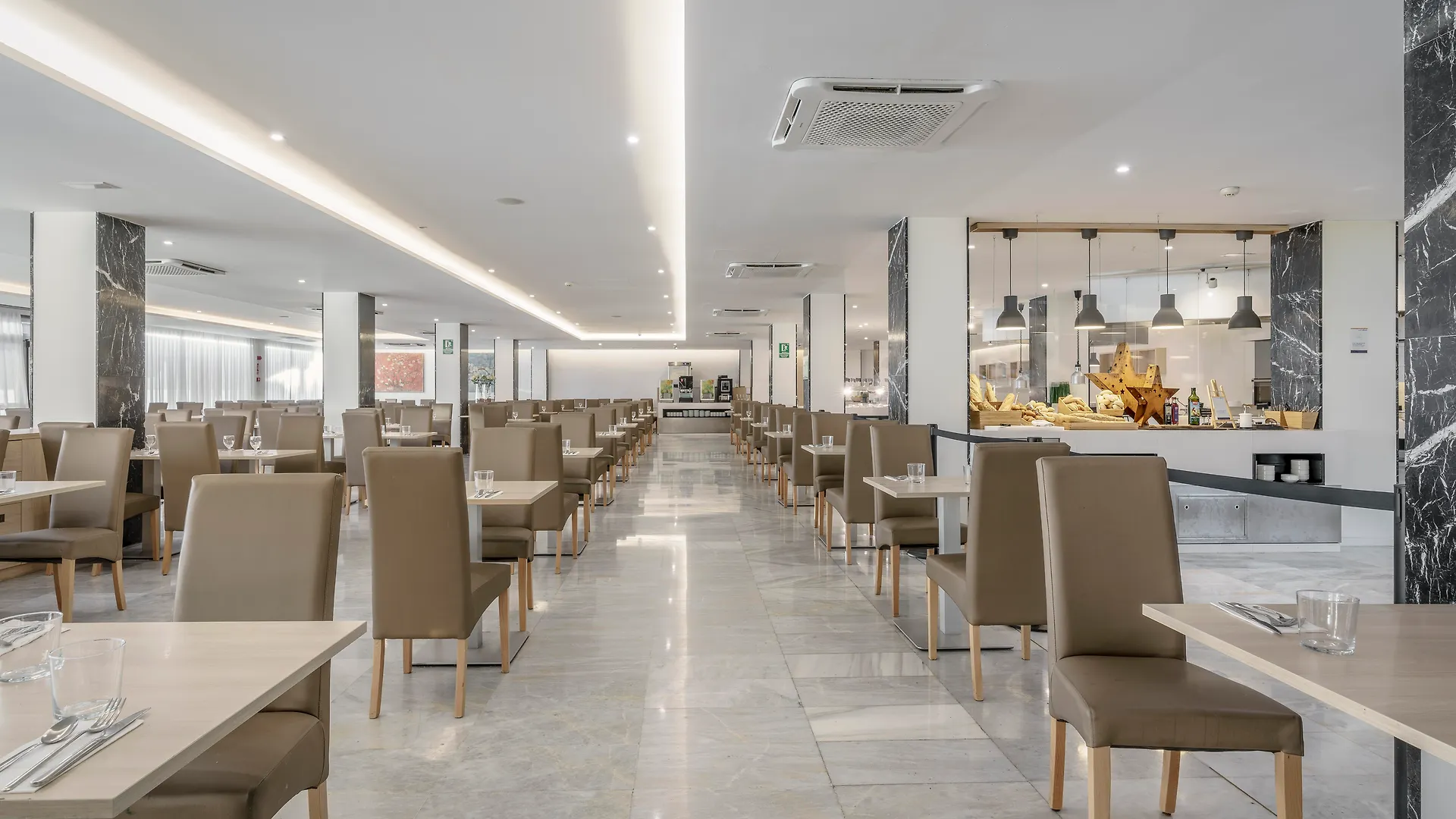 Alua Leo Hotel Can Pastilla  4*, Can Pastilla (Mallorca) Spain